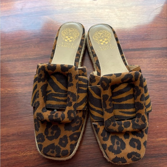 Vince Camuto Brown Mules with Leopard Print - Picture 2 of 4